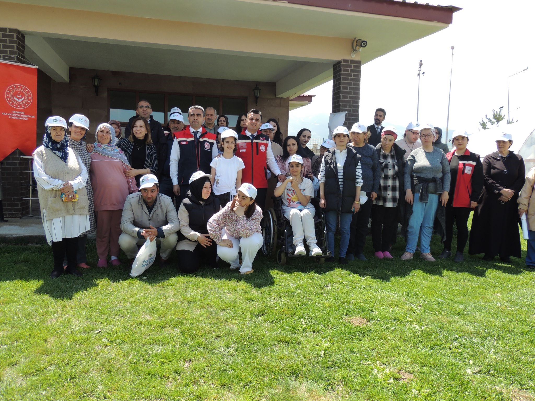 Erzurum’da ‘özel’ fidan dikme etkinliği