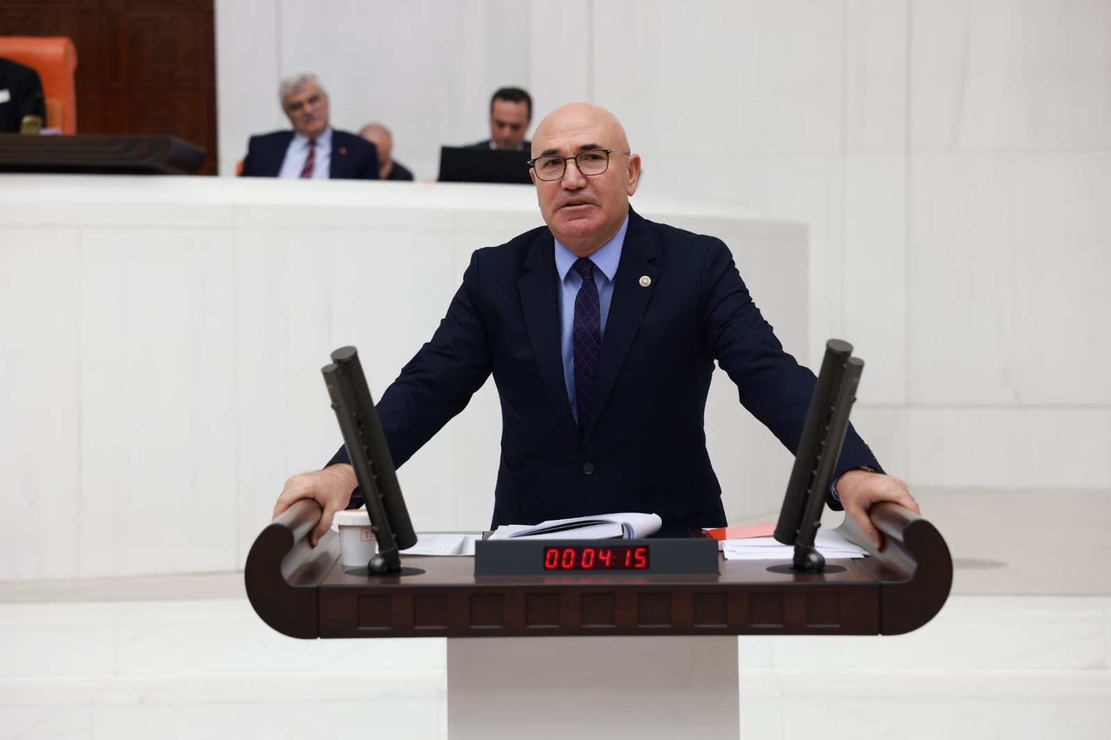 Engelliler için mecliste komisyon talebi